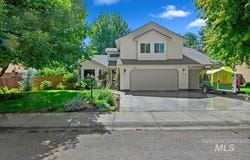3411 N Summercrest Way, Meridian, ID 83646