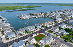 9102 3rd, Stone Harbor, NJ 08247