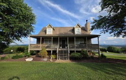 401 Klondike Circle, Kodak, TN 37764