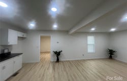 39 E White Street, Chester, SC 29706