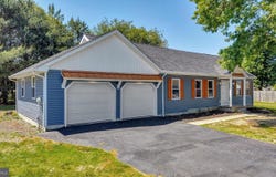 10 NEWARK CIR, DOVER, DE 19904