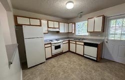 123 Live Oak Court, Midway Park, NC 28544