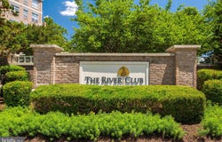 810 BELMONT BAY Drive, WOODBRIDGE, VA 22191