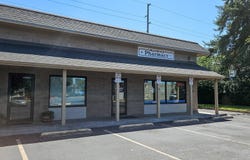 230 N 3RD ST, Harrisburg, OR 97446