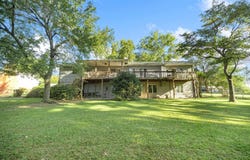 1602 CHEROKEE CIRCLE, Harrison, AR 72601-3106