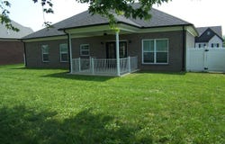 569 Deep Creek Dr, Shepherdsville, KY 40165