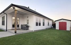 2408 LLOYDS Avenue, Chalmette, LA 70043