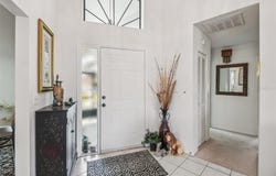 214 LINGER Lane, SUN CITY CENTER, FL 33573