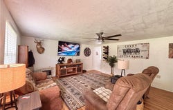 4245  W Piney Mountain  RD, Waldron, AR 72958