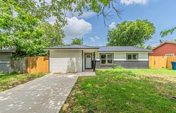 704 N Ray Street, Alvarado, TX 76009