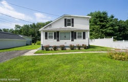 454 Stagecoach Road, Millstone, NJ 08510