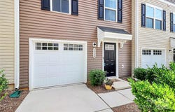 6320 Cutwater Circle, Charlotte, NC 28269