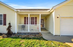 35 Nicholas Dr, Peebles, OH 45660