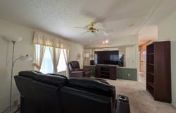 412 Klickety Klak Ln, Valrico, FL 33594