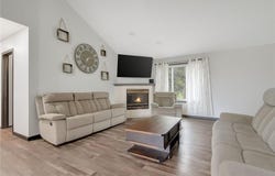 1219 Lakeview Parkway, Buffalo, MN 55313