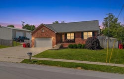 513 EDGEWOOD Drive, Nicholasville, KY 40356