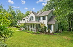 4751 Millstream Ct, Murrysville, PA 15668