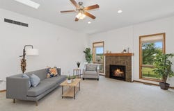 931 Tamarack Trl, IowaCity, IA 52245