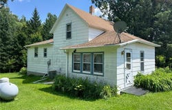 13949 Emma Road, Hinckley Twp, MN 55037