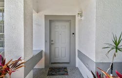 915 BRITTANY PARK BOULEVARD, TARPON SPRINGS, FL 34689