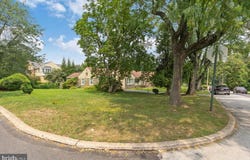 7500 MANCHESTER ROAD, ELKINS PARK, PA 19027