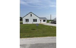 1001 E Co Rd 2000 Road, Nauvoo, IL 62354