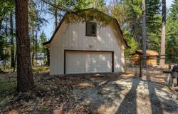 510 Thornbrook Drive, Merlin, OR 97532