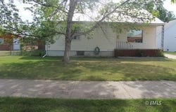 614 S Jordan Ave, Miles City, MT 59301