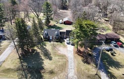 2365 W Temperance Road, Temperance, MI 48182