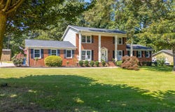 910 CHEROKEE TRAIL, ANNISTON, AL 36206