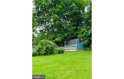 606 FANCY FILLY CIRCLE, MARTINSBURG, WV 25403