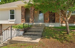 11922 W 72nd Street, Shawnee, KS 66216