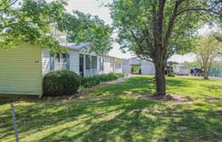 715 CORINTH CHURCH RD., Grand Rivers, KY 42025