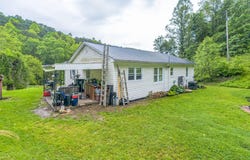 431 Park Hill Boulevard, West Liberty, KY 41472