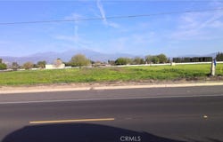1 N Lyon Avenue, Hemet, CA 92543