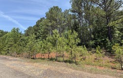 102 Lisa Woods, Eatonton, GA 31024