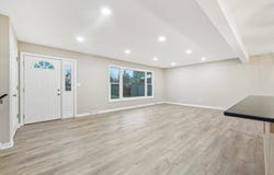 530 Thompson Avenue, Winthrop Harbor, IL 60096