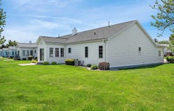 923 W WINDTREE Drive, APPLETON, WI 54914