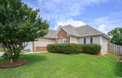 152 CAMDEN LAKE DRIVE, CALERA, AL 35040
