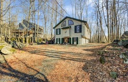 27 Burnwood Point, Lake Ariel, PA 18436