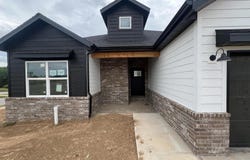 1367 N Harper Ridge Drive, Republic, MO 65738