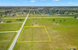 1704 NE 21st Street, Cape Coral, FL 33909