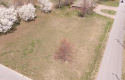 404 E 2nd Terrace, Lamar, MO 64759