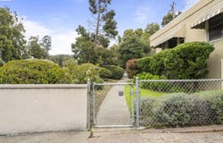 3440 Seminary Ave, Oakland, CA 94605