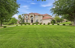 3500 Saddle Ridge Drive, Independence, MO 64057