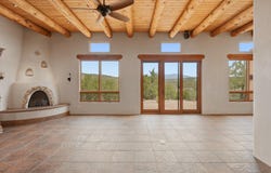 25 Buen Pastor, Santa Fe, NM 87508