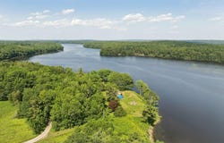 47 Island View Lane, Bowdoinham, ME 04008