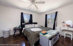 5911 HALLS WAY, Farmington, NM 87402