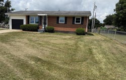 87 Baldwin Street, Berea, KY 40403