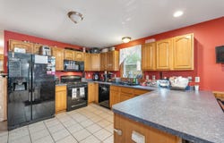 57 Oak Street, Franklin, NH 03235
